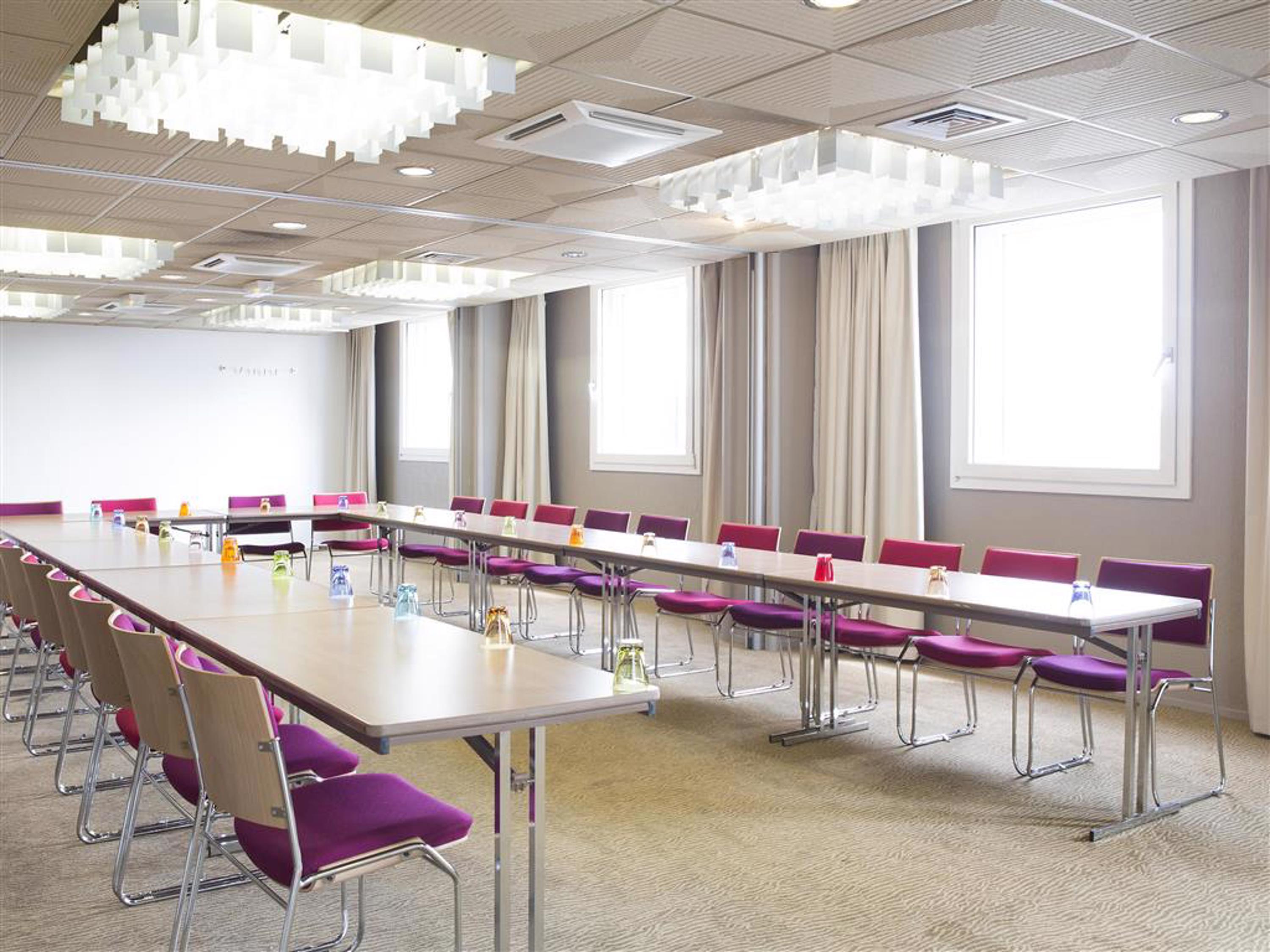 Novotel Bordeaux Centre Ville Экстерьер фото