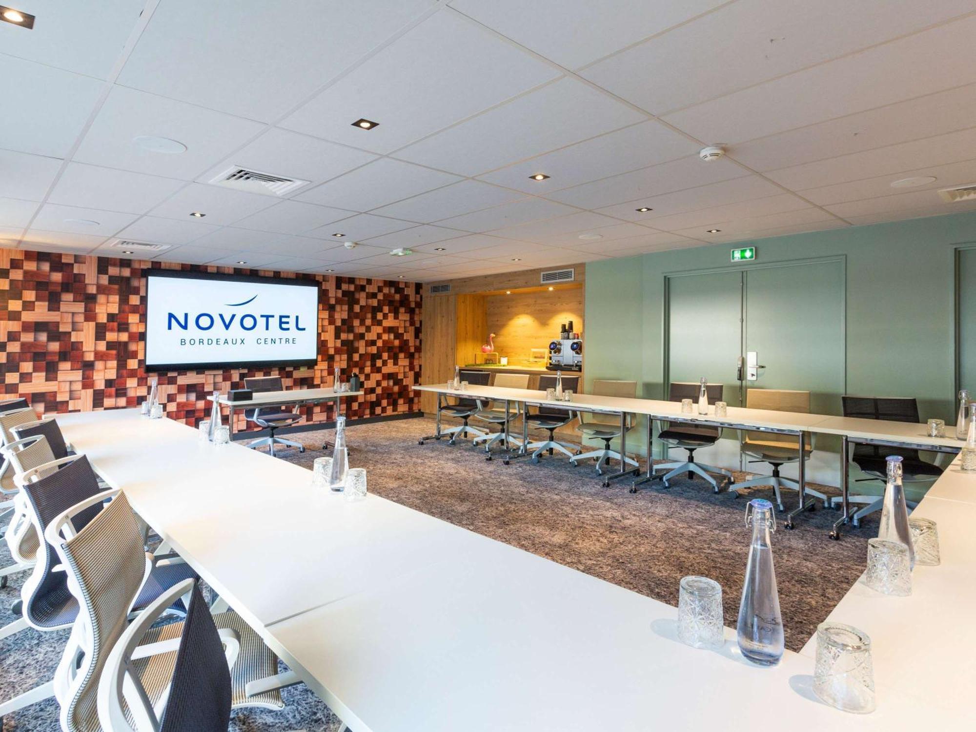 Novotel Bordeaux Centre Ville Экстерьер фото