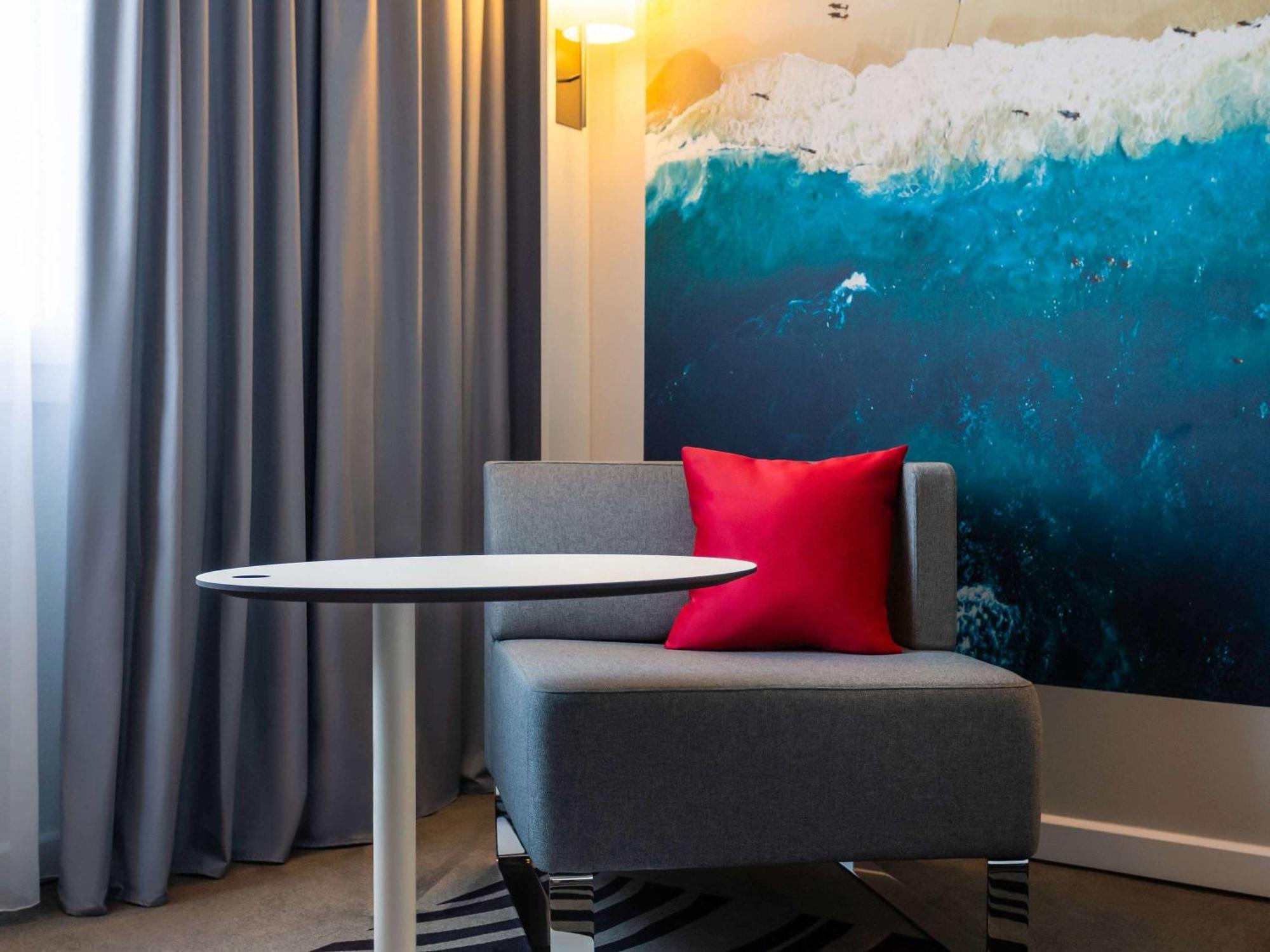 Novotel Bordeaux Centre Ville Экстерьер фото
