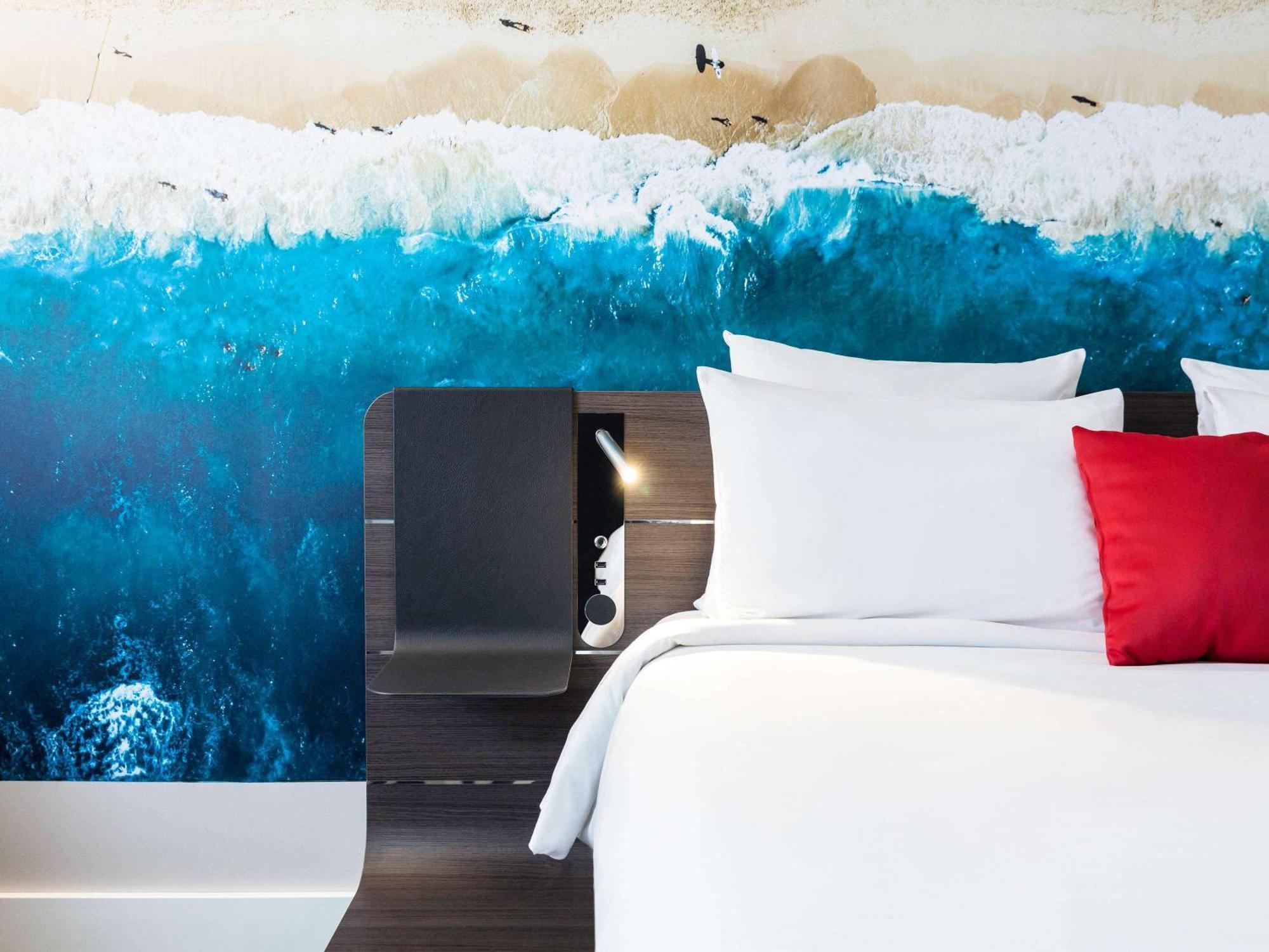 Novotel Bordeaux Centre Ville Экстерьер фото