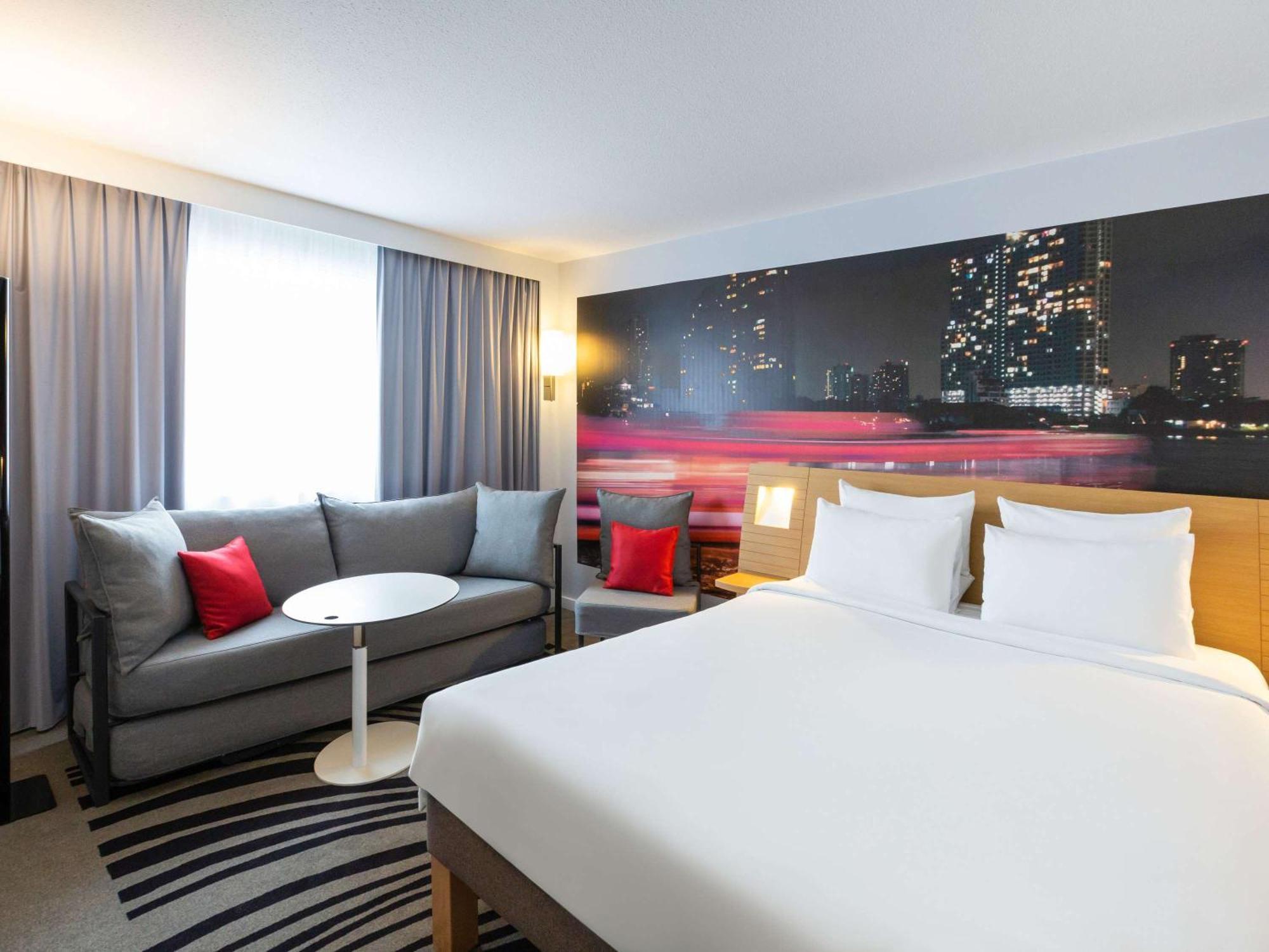 Novotel Bordeaux Centre Ville Экстерьер фото