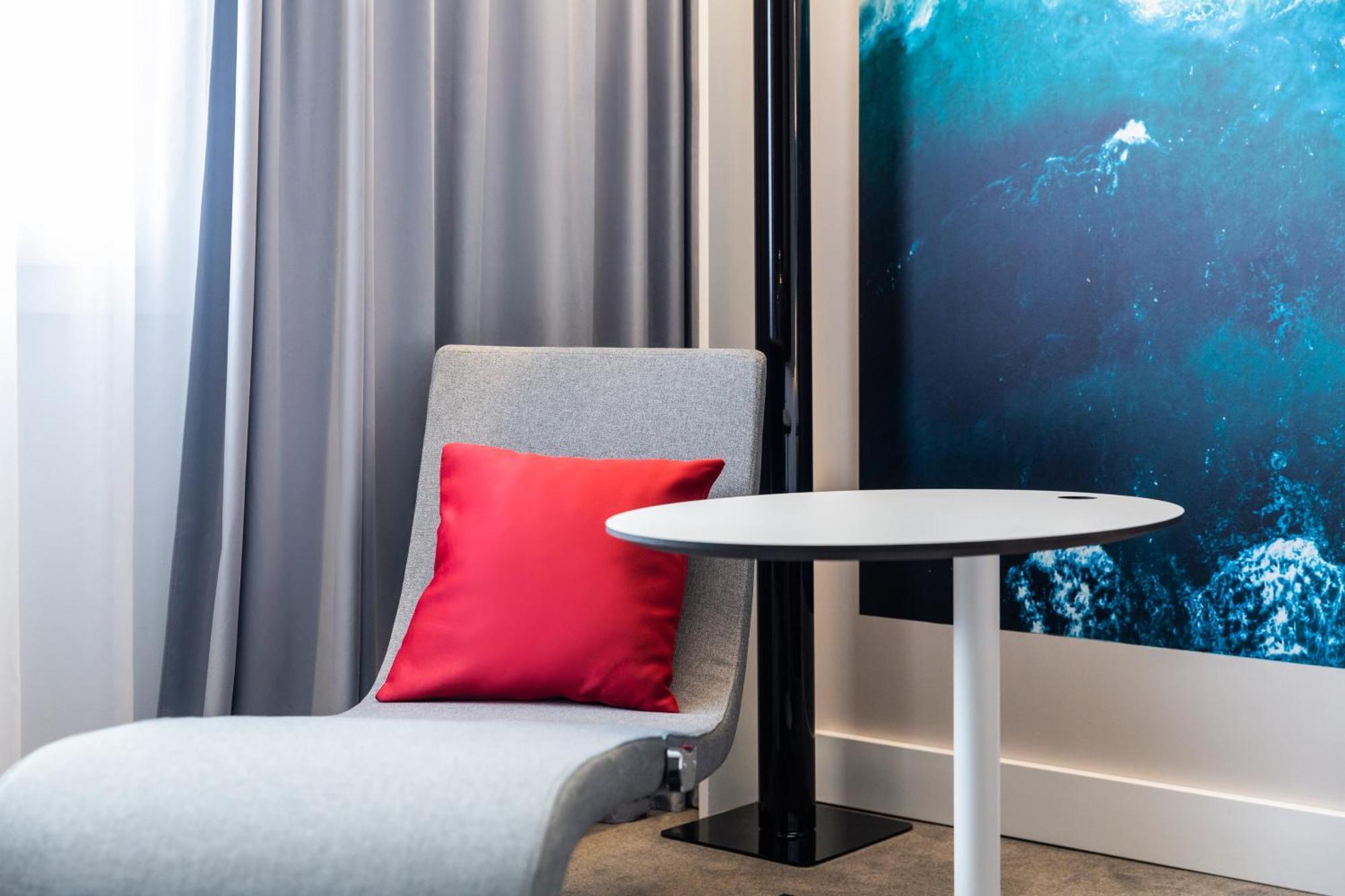 Novotel Bordeaux Centre Ville Экстерьер фото